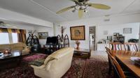 Lounges of property in Cowies Hill Park
