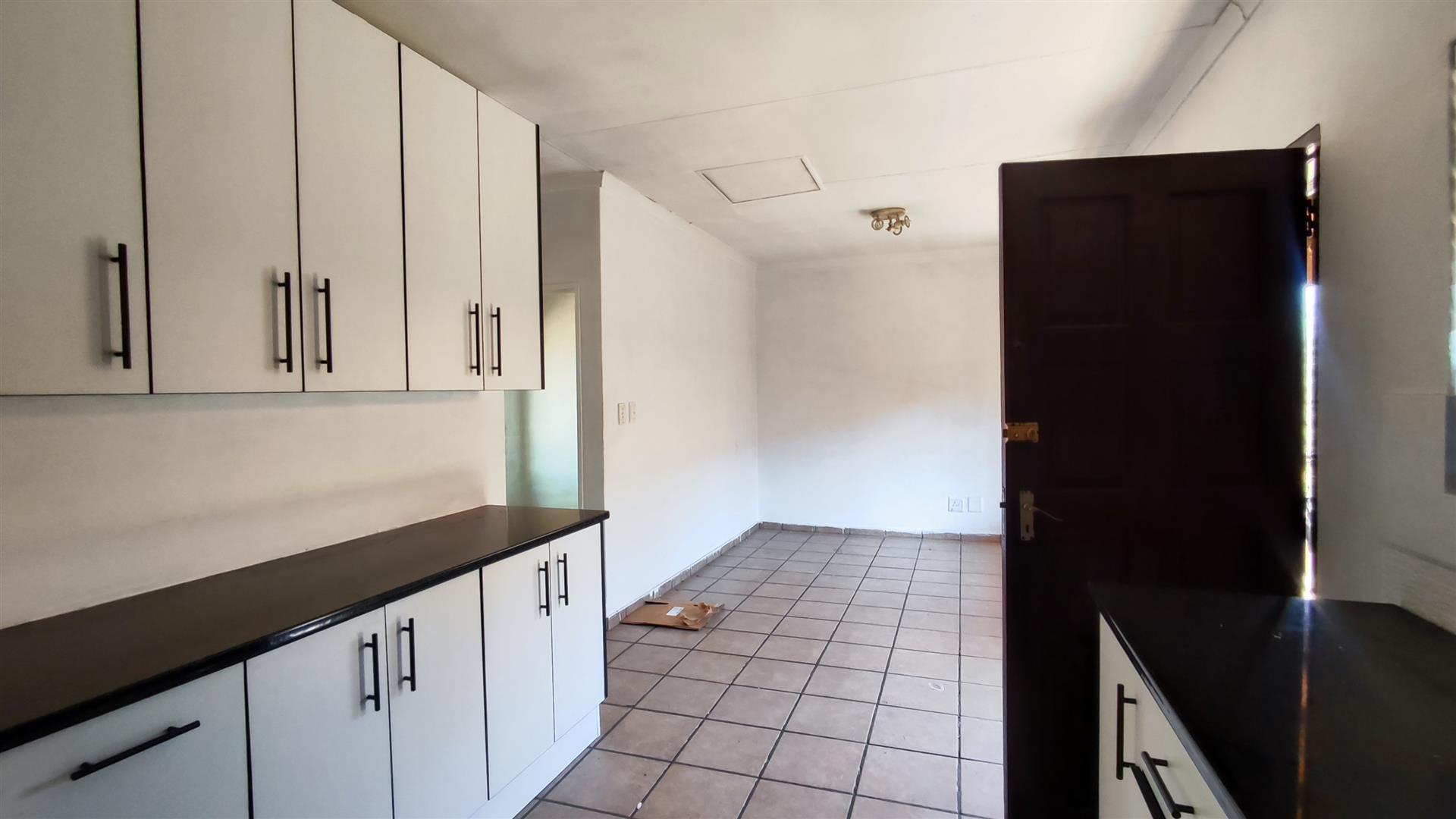 Kitchen - 10 square meters of property in Kempton Park