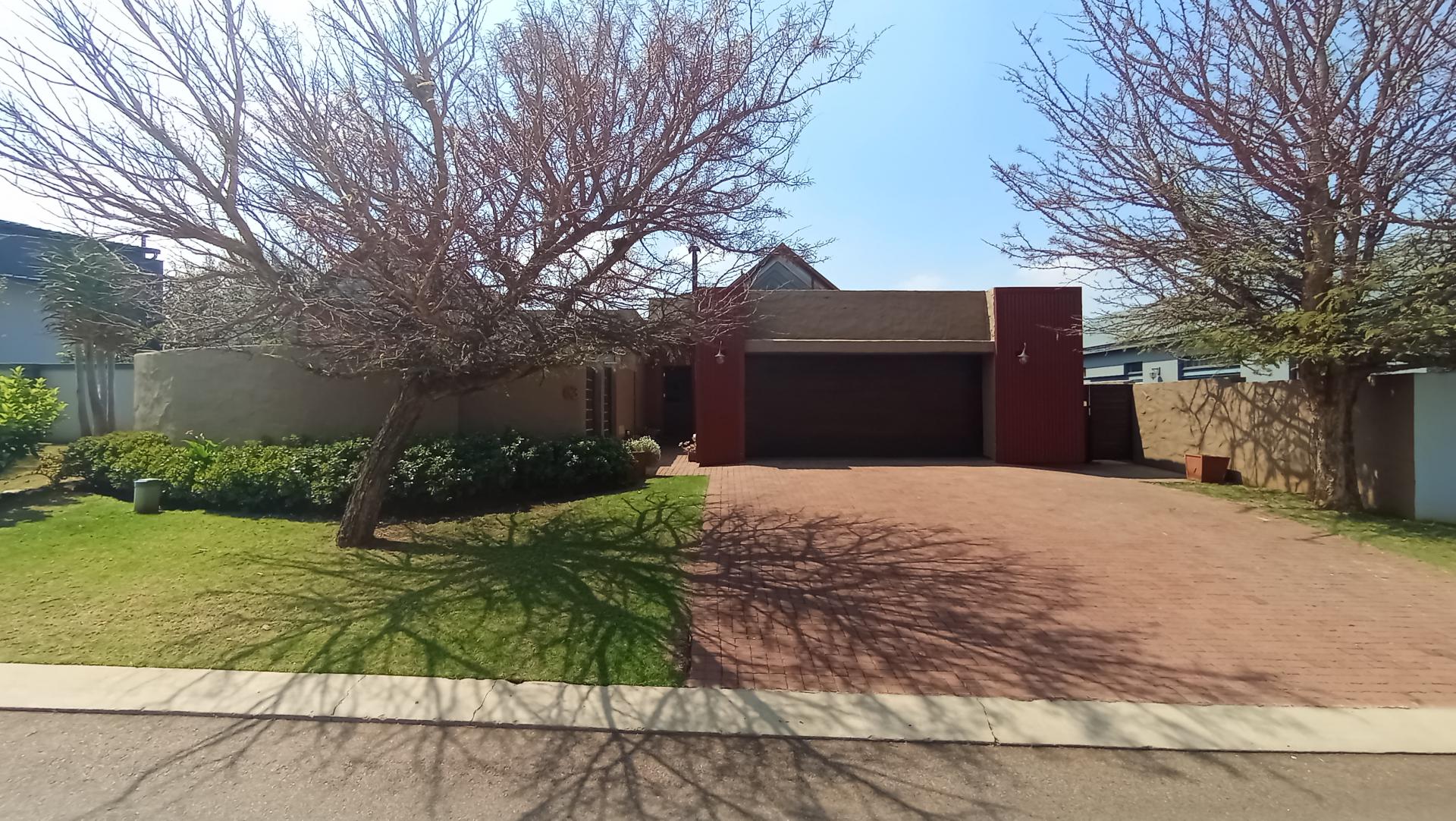 Front View of property in Midstream Estate