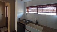 Kitchen - 38 square meters of property in Midstream Estate