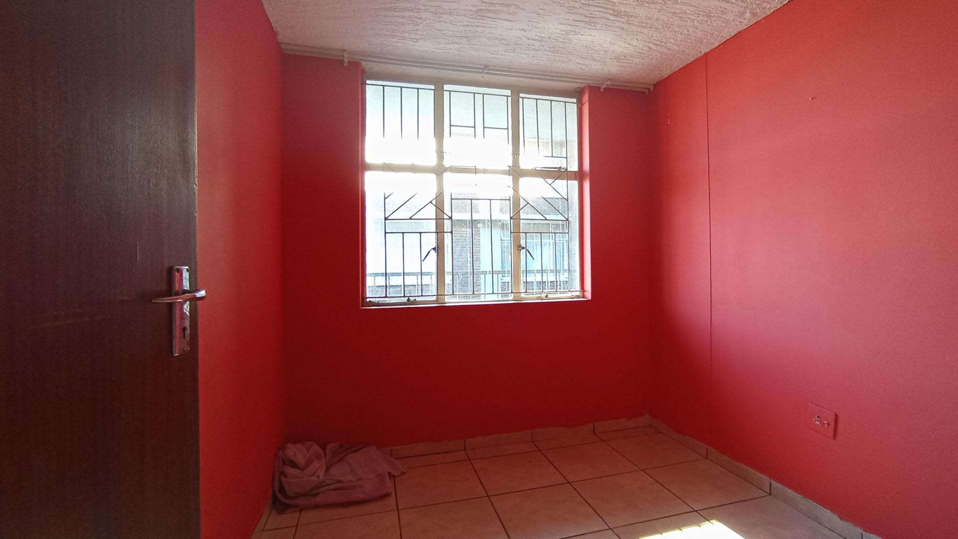 Bed Room 3 - 10 square meters of property in Silverton