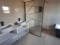  of property in Willow Park Manor
