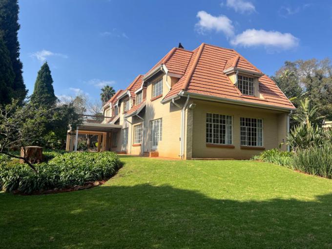 4 Bedroom House for Sale For Sale in Bedfordview - MR681752