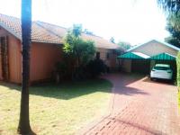  of property in Geelhoutpark