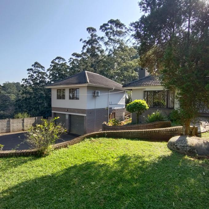6 Bedroom House for Sale For Sale in Kloof  - MR681778