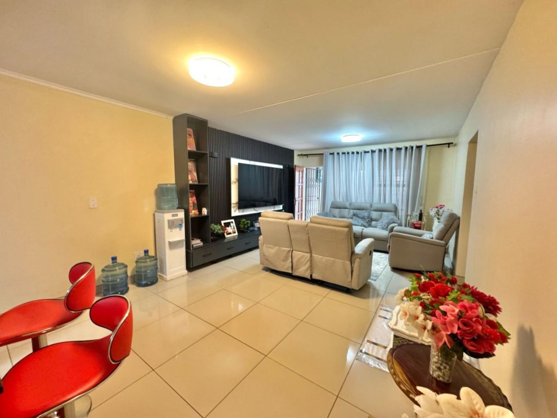  of property in Oakdene