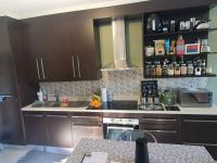  of property in Glenvista
