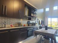  of property in Glenvista