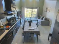  of property in Glenvista