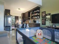 of property in Glenvista