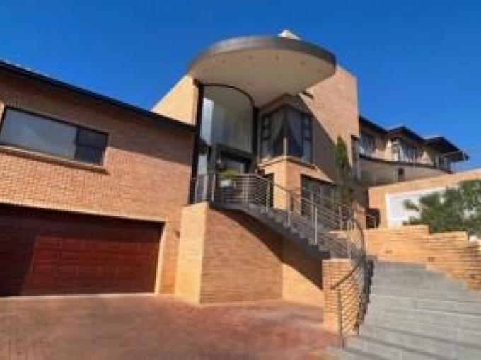 4 Bedroom House for Sale For Sale in Meyersdal - MR681795
