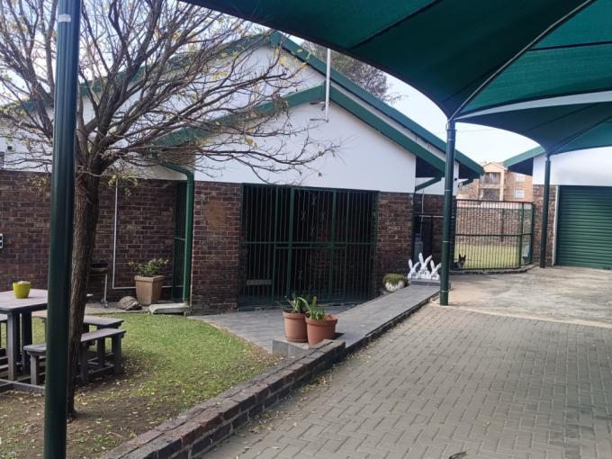 3 Bedroom House for Sale For Sale in Rensburg - MR681799