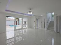  of property in Bloubergrant