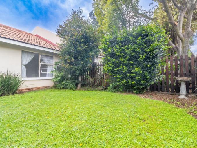 2 Bedroom Simplex for Sale For Sale in Magaliessig - MR681857