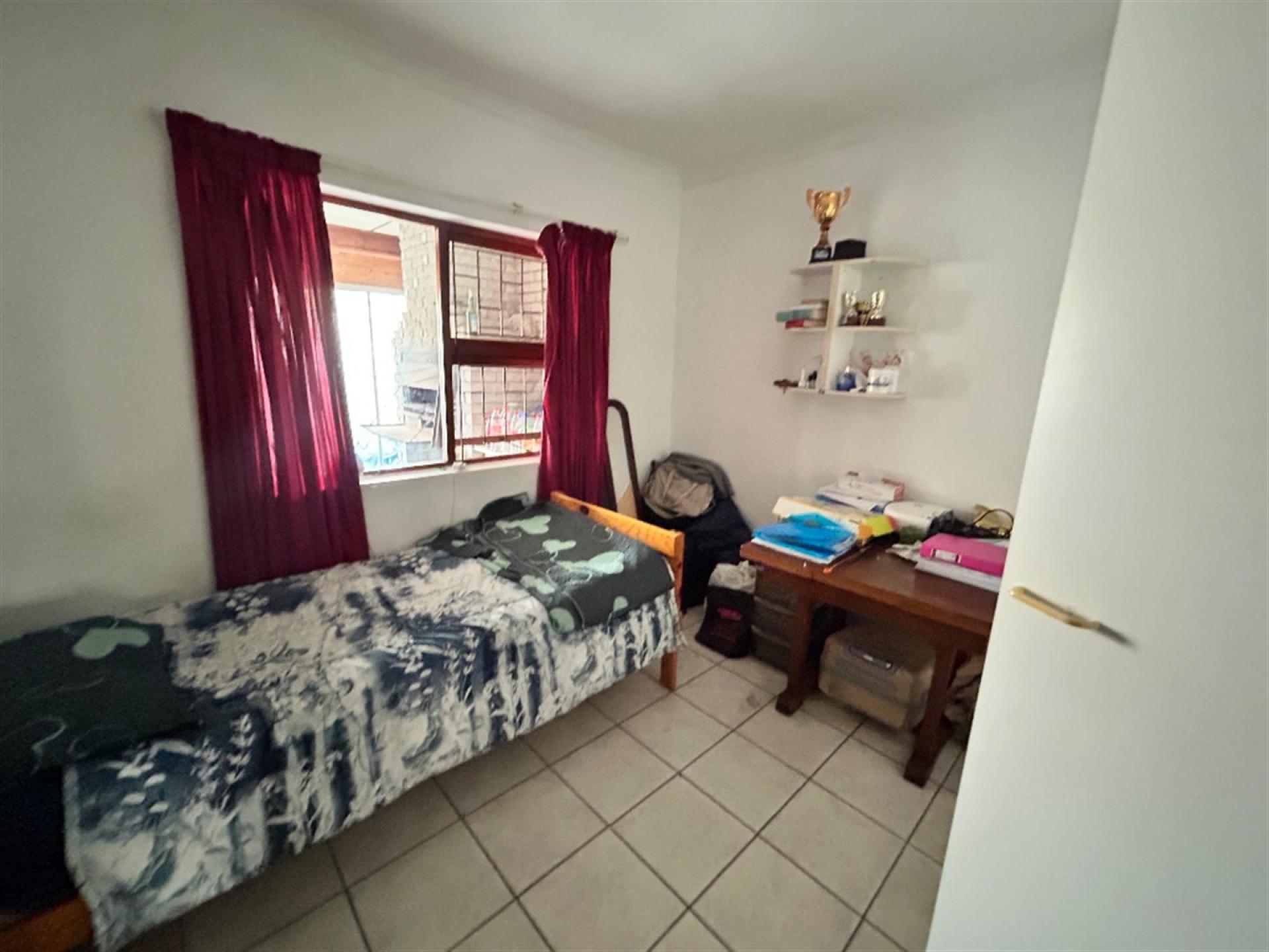 Bed Room 2 of property in Kuils River