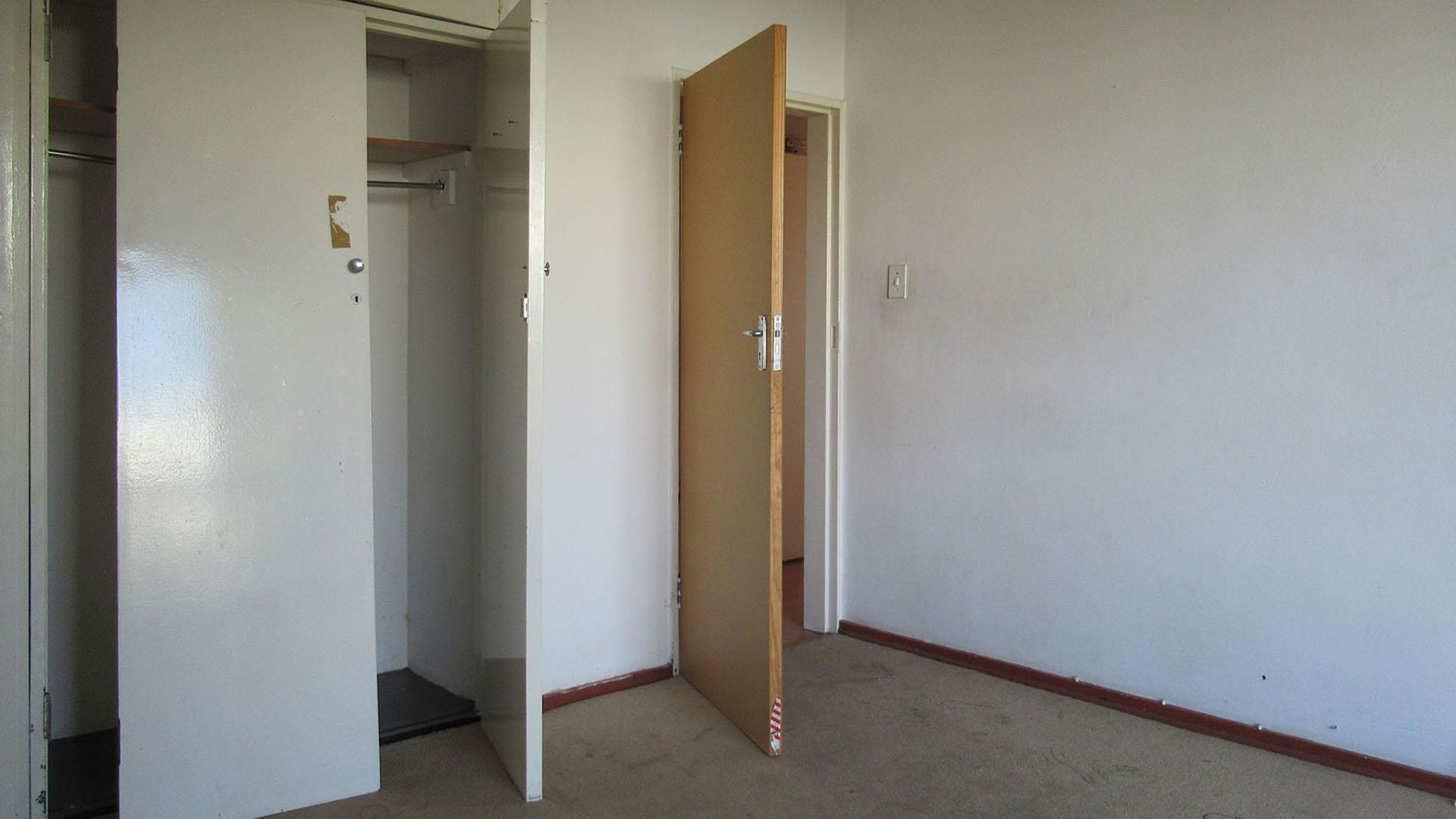 Bed Room 2 - 18 square meters of property in Horison View