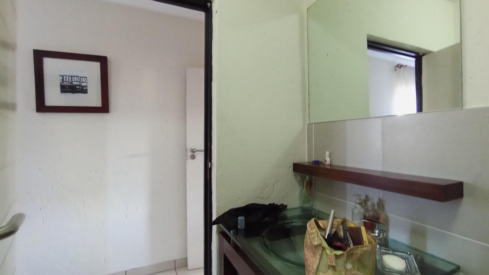 Main Bathroom - 4 square meters of property in Jackal Creek Golf Estate