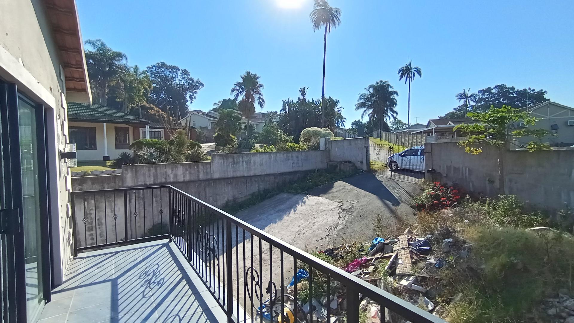 Balcony - 8 square meters of property in Escombe 