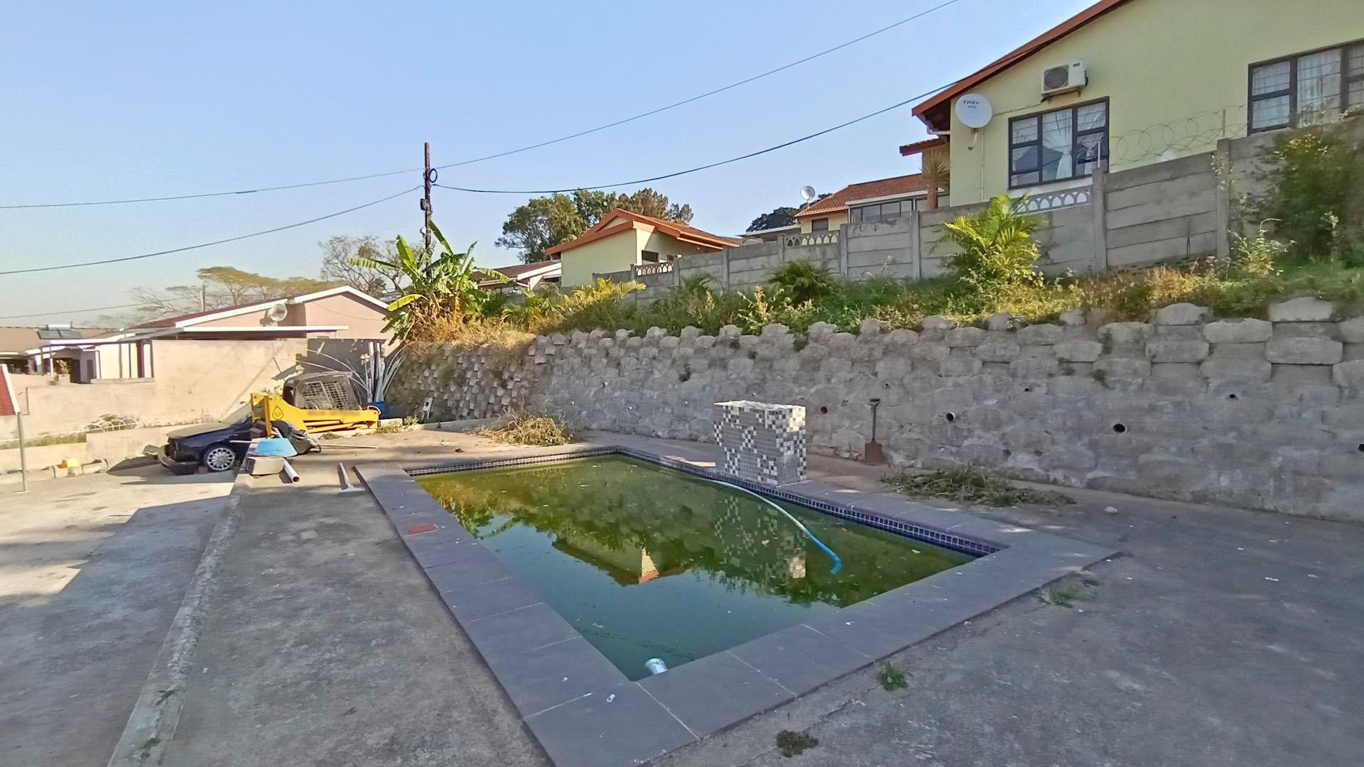 Backyard of property in Escombe 