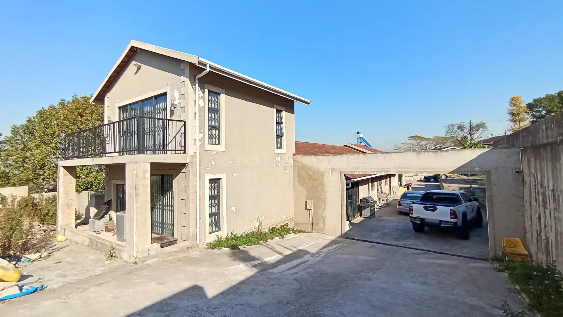 Front View of property in Escombe 