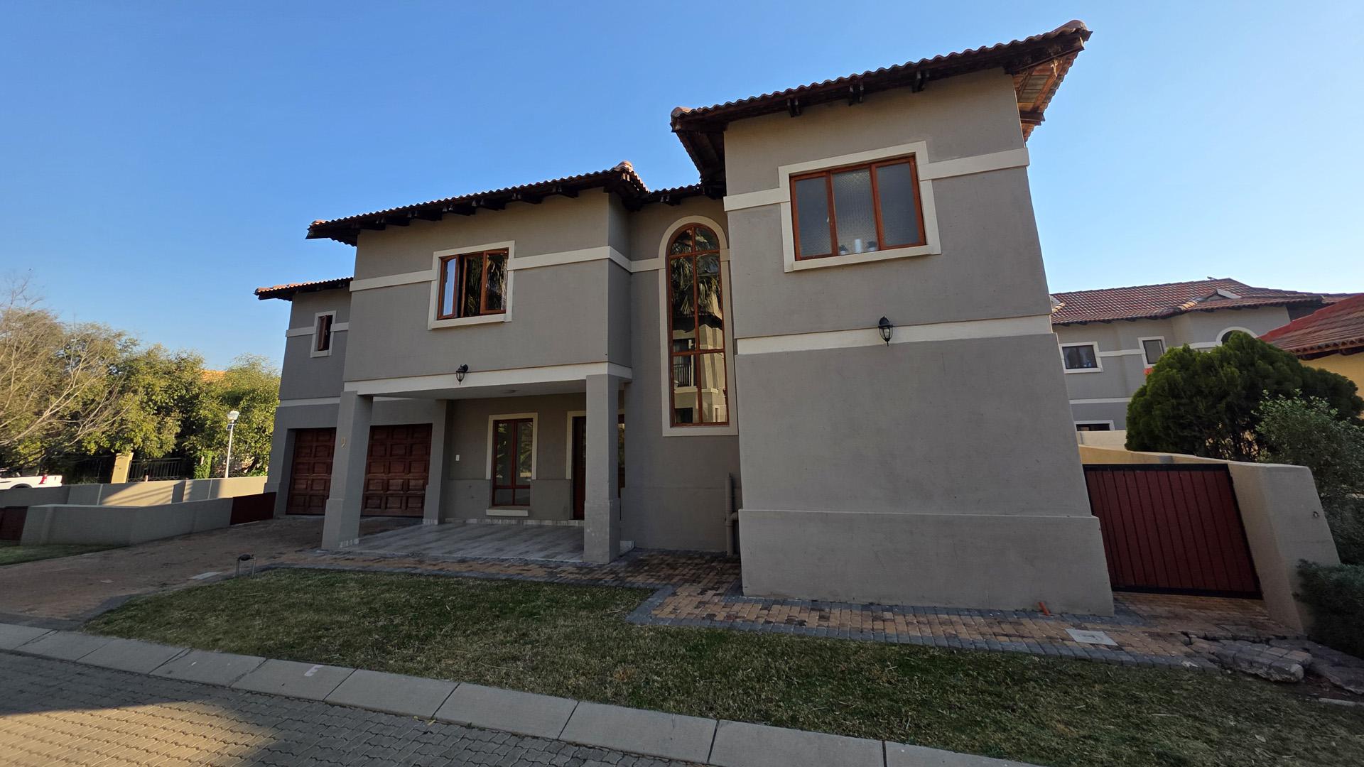 Front View of property in Xanadu Eco Park