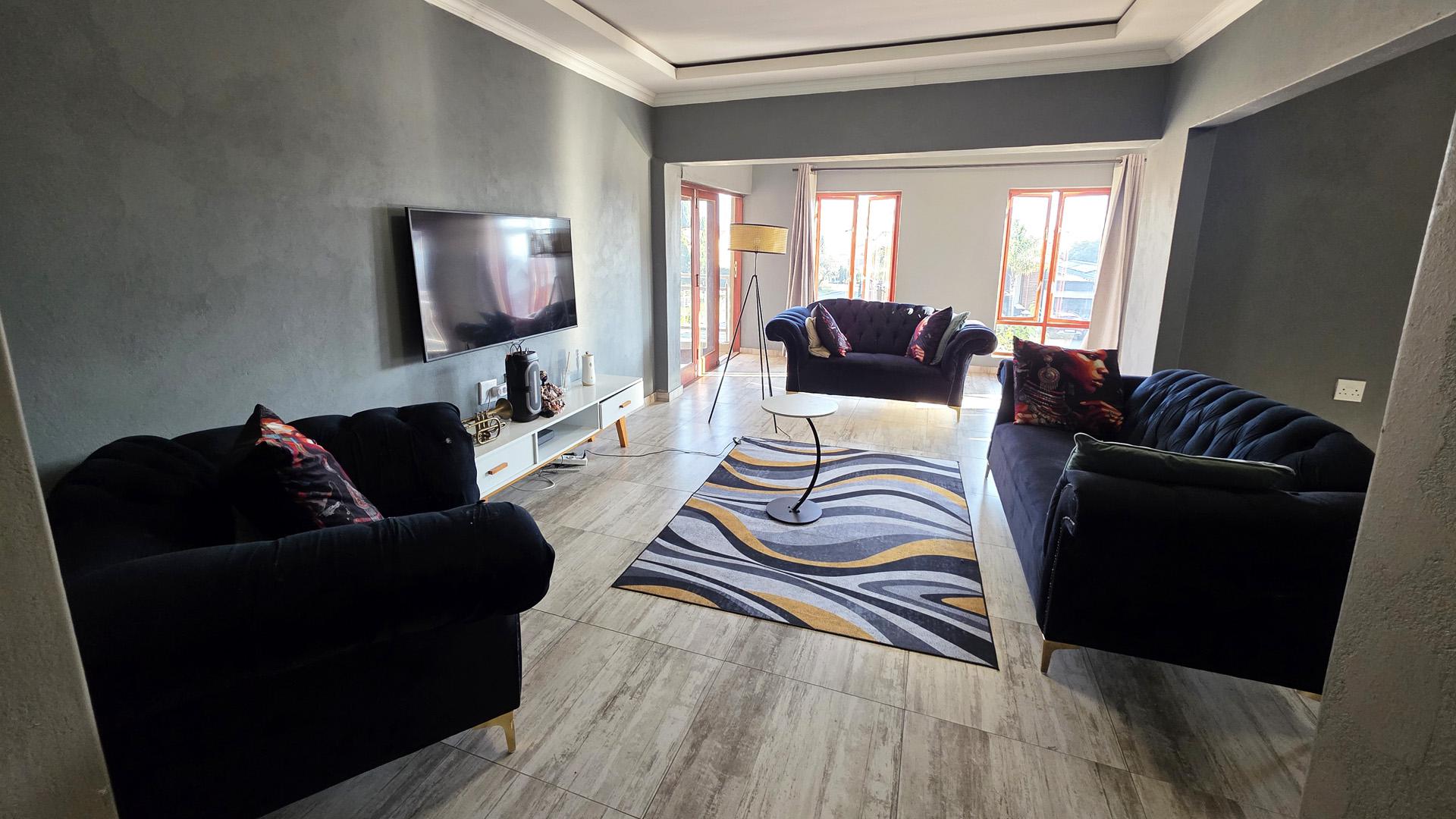 TV Room of property in Xanadu Eco Park