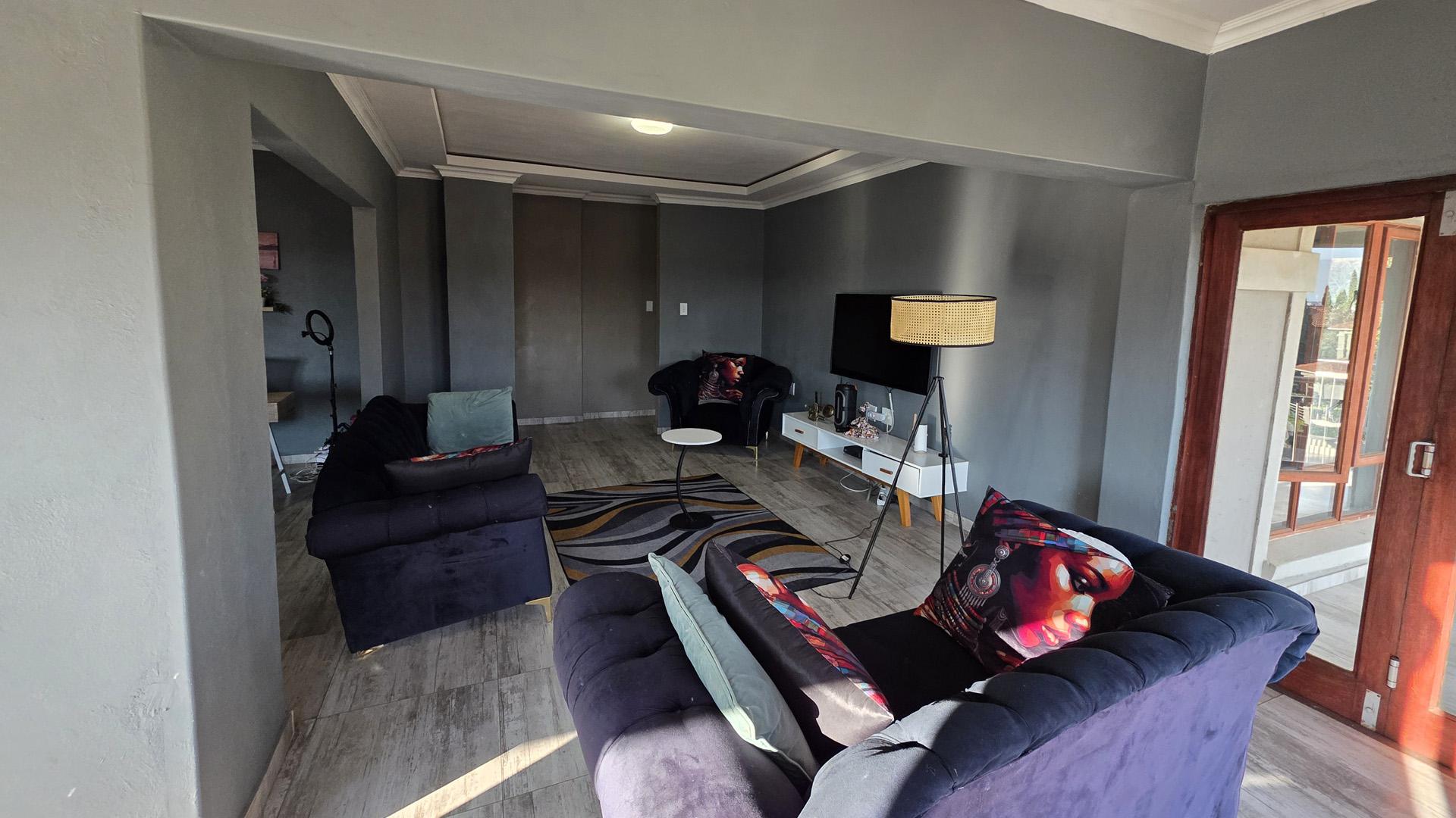 TV Room of property in Xanadu Eco Park