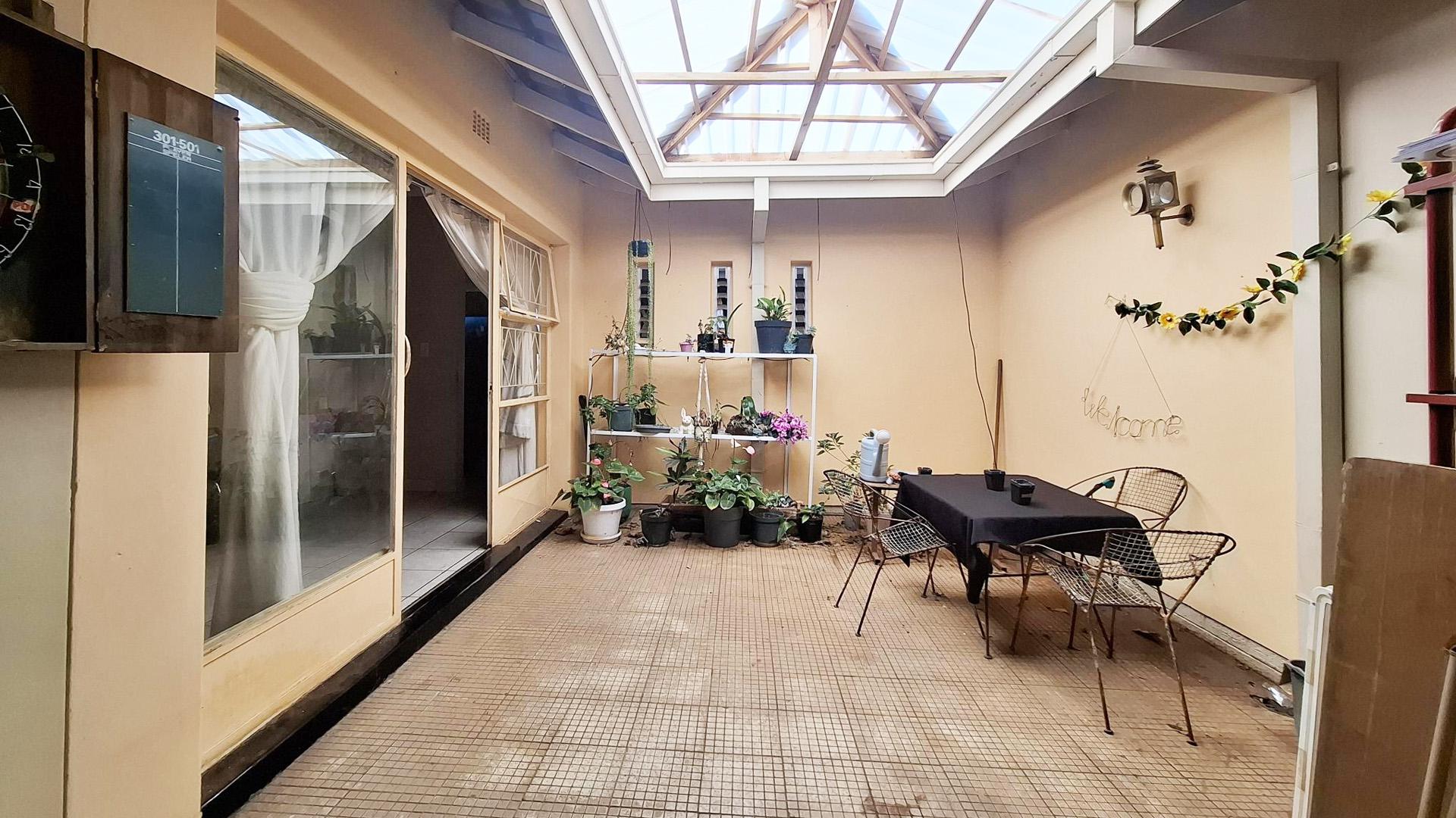 Entertainment of property in Hartebeesfontein