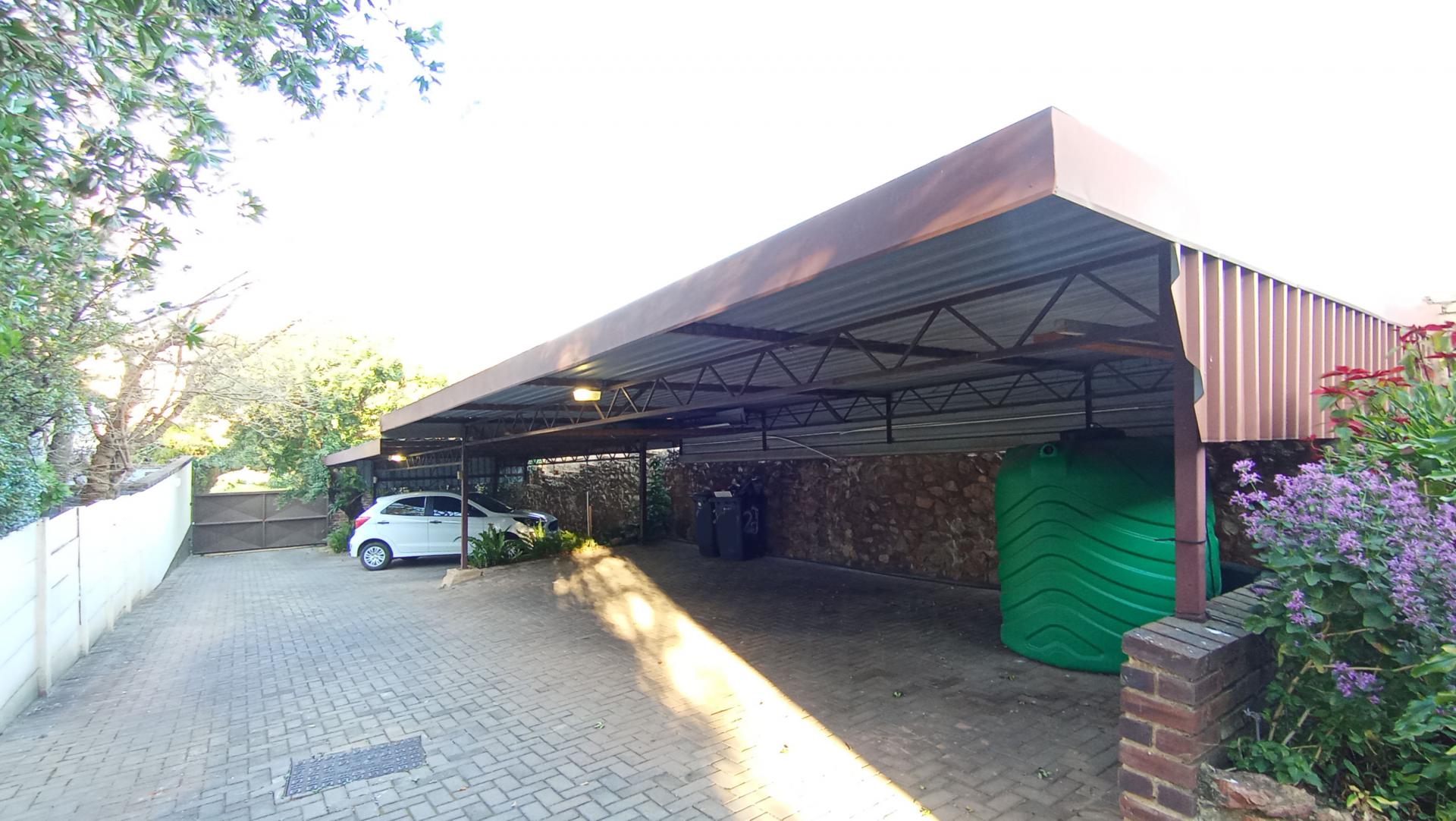 Front View of property in Constantia Kloof