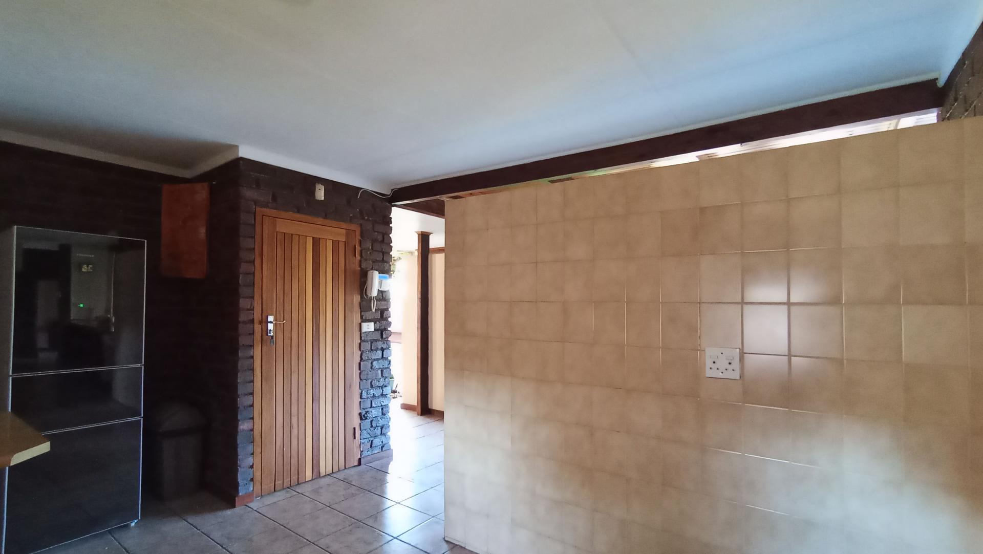 Kitchen - 49 square meters of property in Constantia Kloof