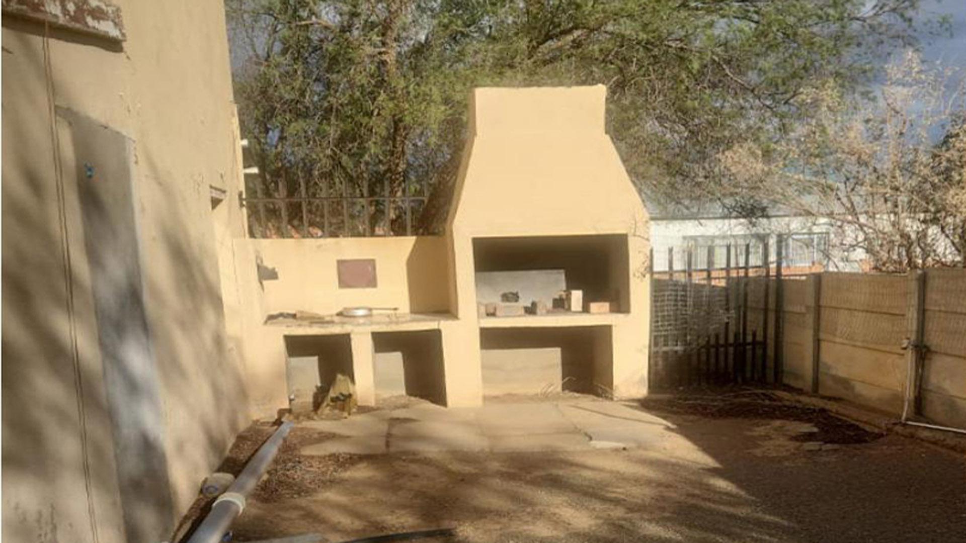 Braai Area of property in Williston