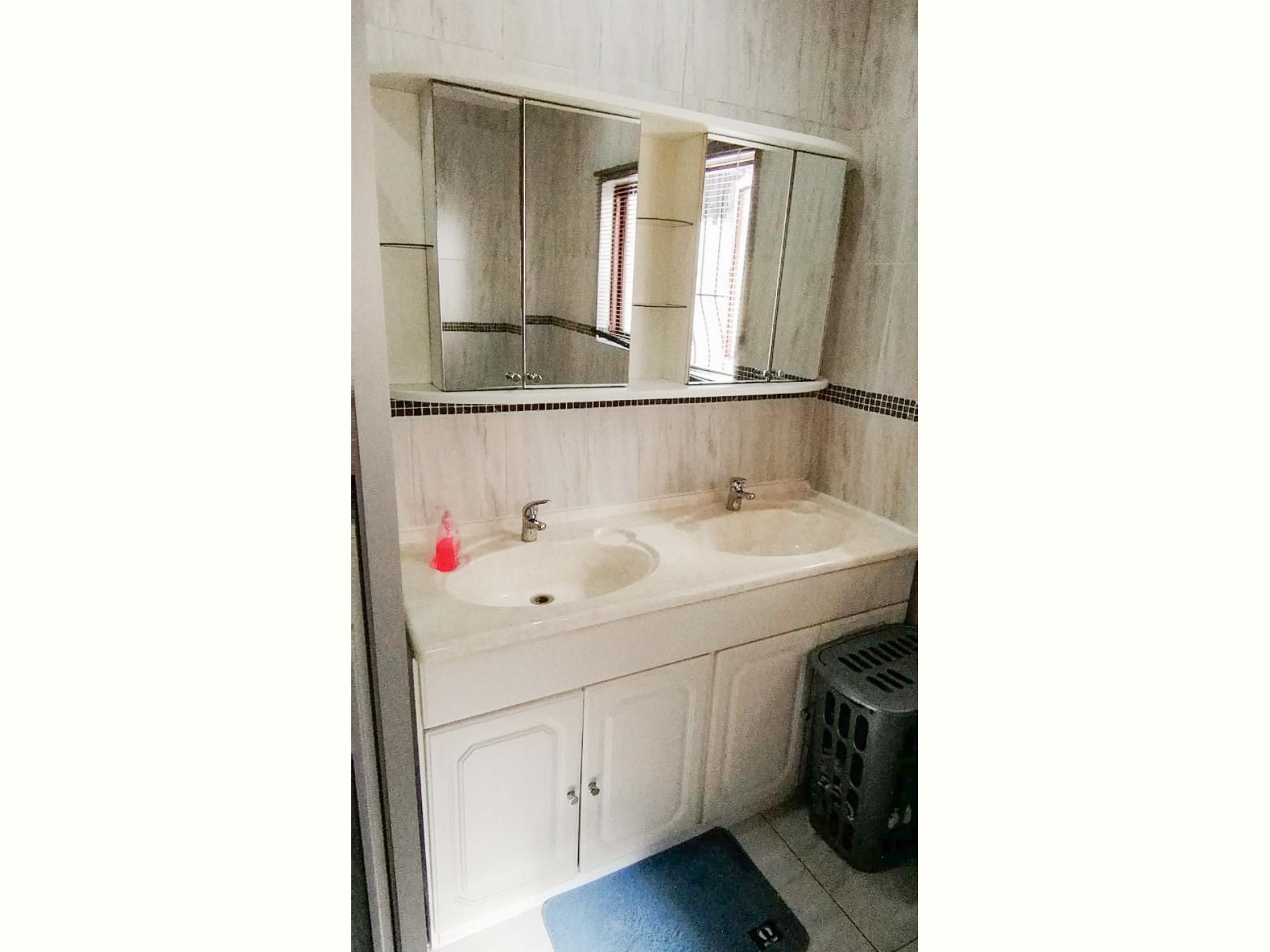  of property in Northcliff