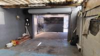 Garage of property in Lavender Hill