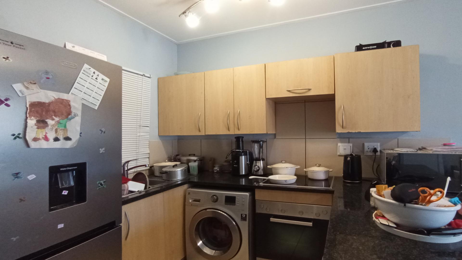 Kitchen - 6 square meters of property in Jackal Creek Golf Estate