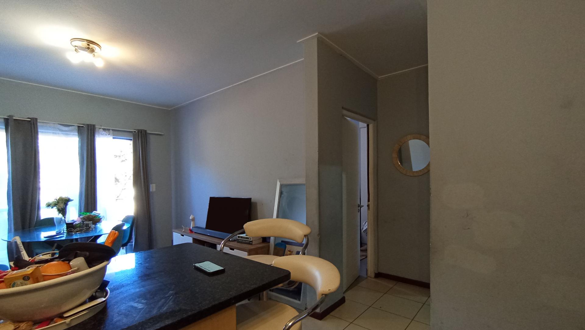 Kitchen - 6 square meters of property in Jackal Creek Golf Estate