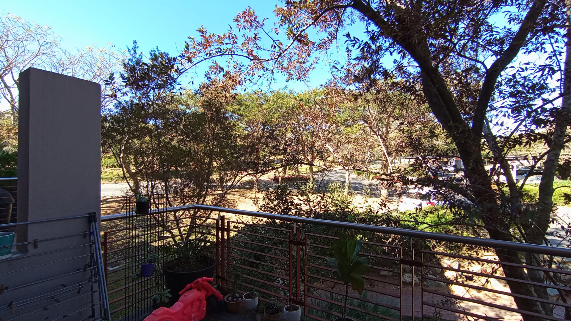 Balcony - 9 square meters of property in Jackal Creek Golf Estate