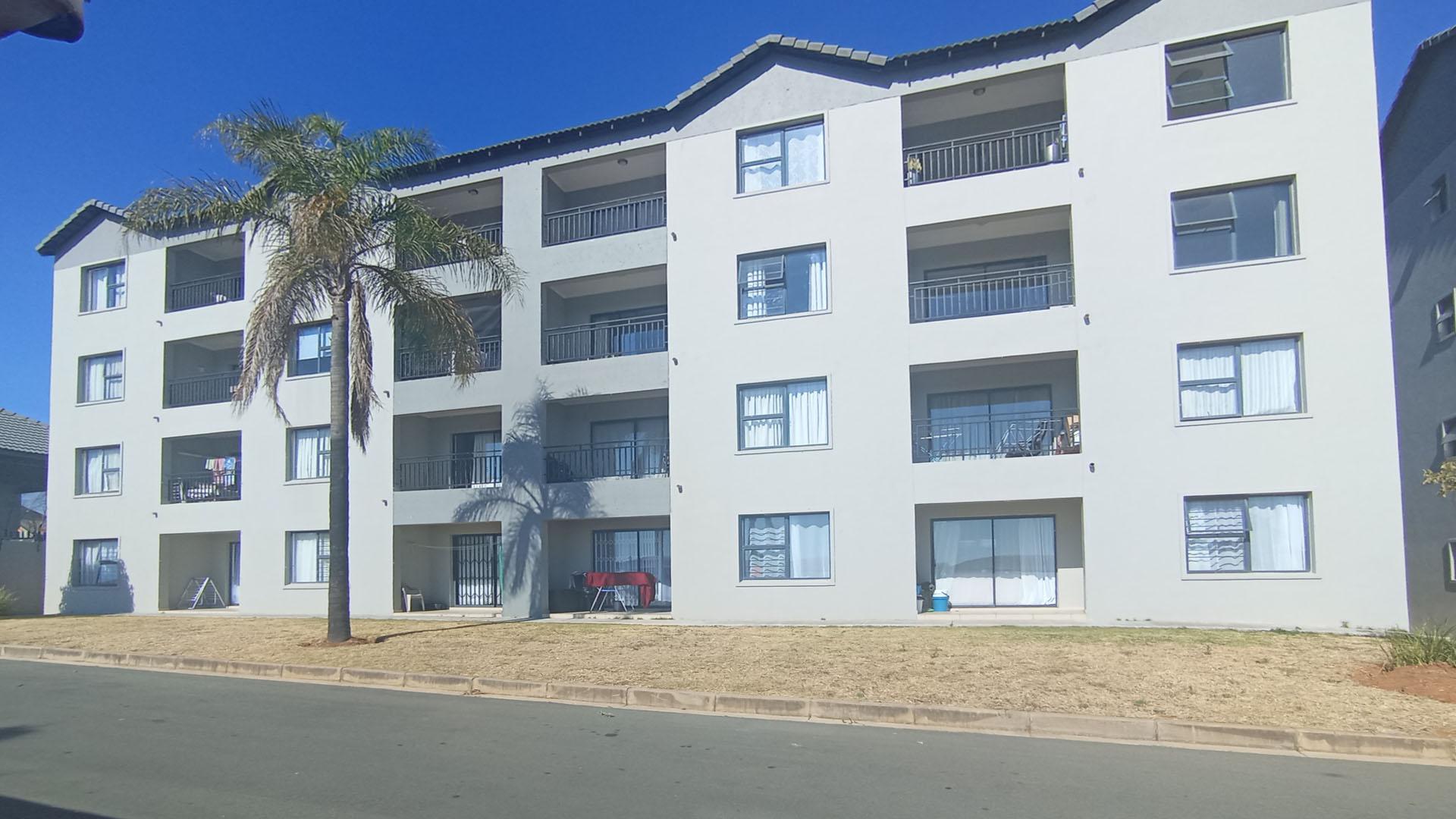 Front View of property in Erand Gardens