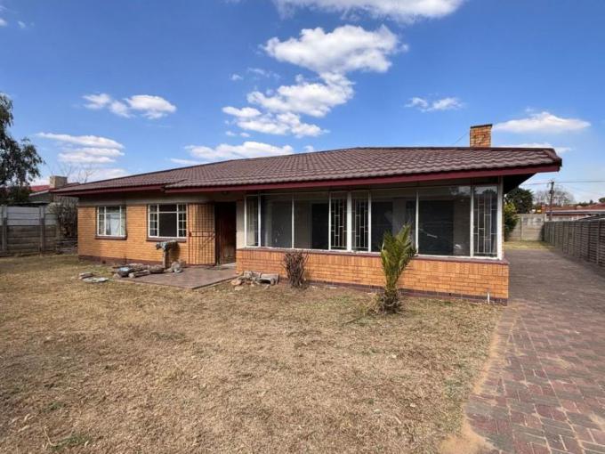 3 Bedroom House for Sale For Sale in Vanderbijlpark - MR681998