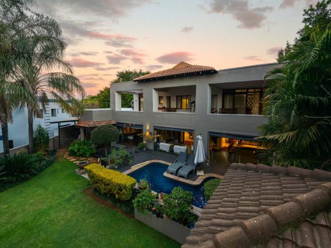 House for Sale For Sale in Featherbrooke Estate - MR682062