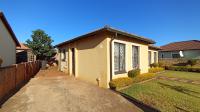Front View of property in The Orchards