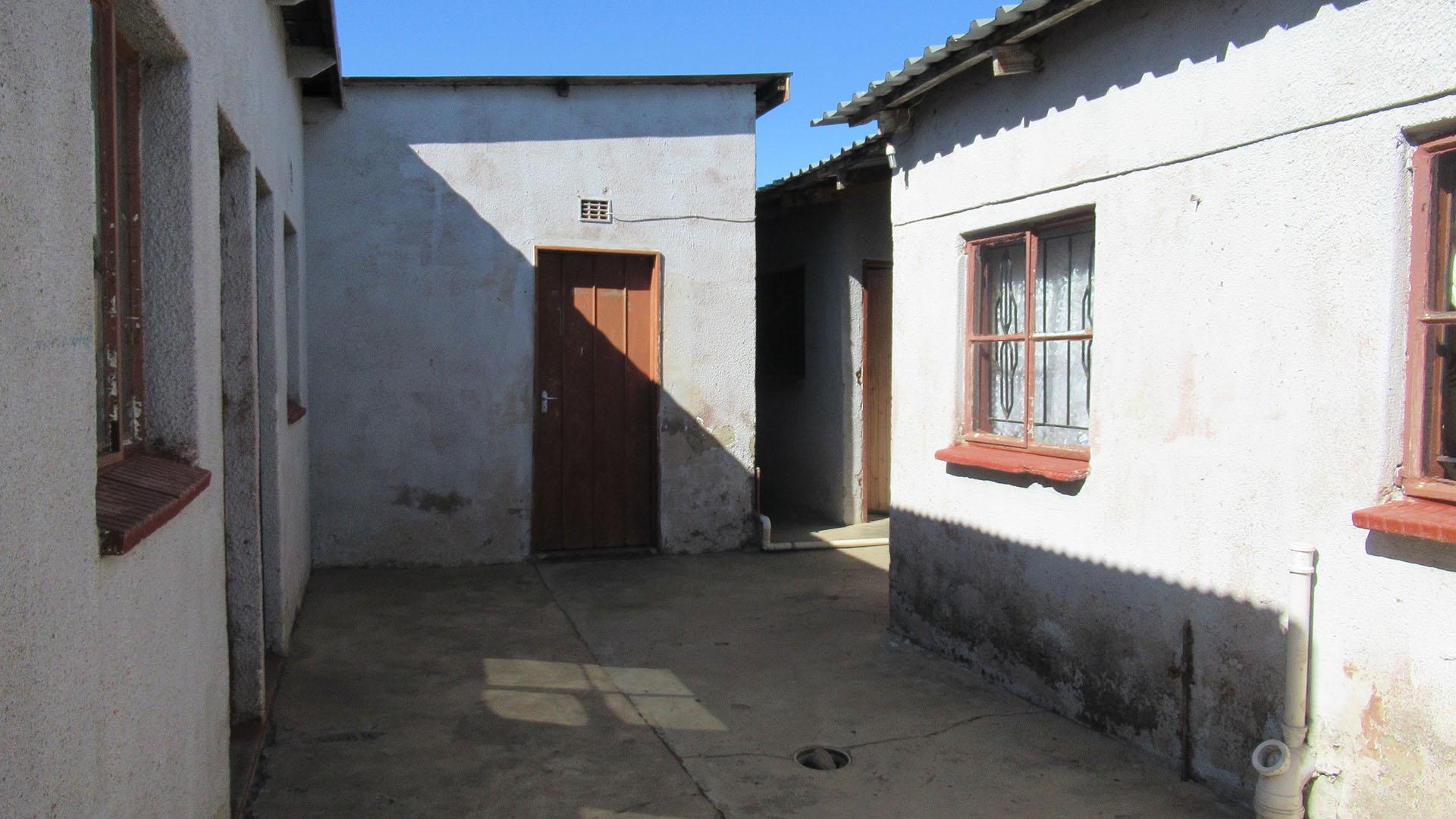 Backyard of property in Senaoane