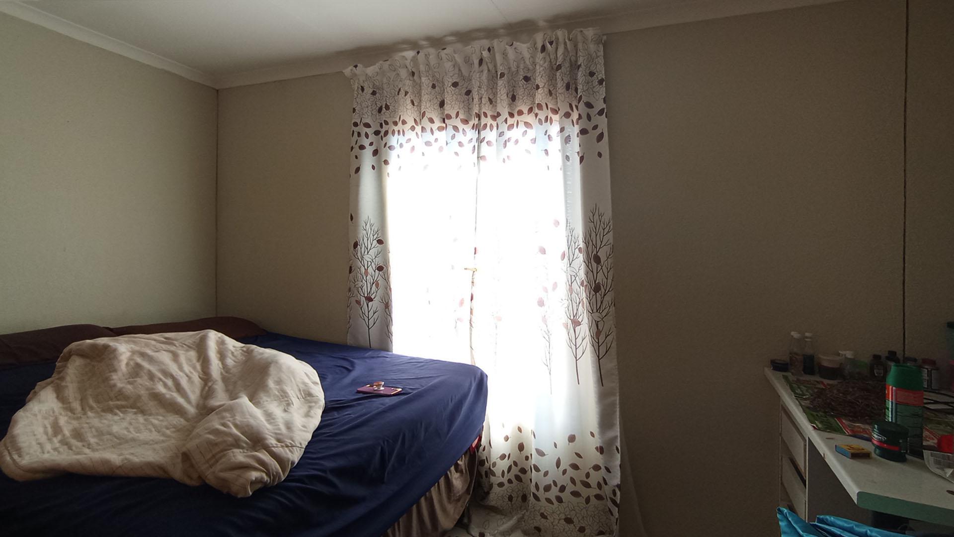 Bed Room 1 - 12 square meters of property in Mamelodi