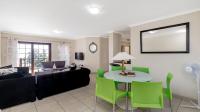 Dining Room of property in Constantia Kloof