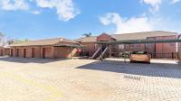 Front View of property in Constantia Kloof