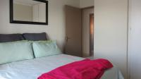 Bed Room 1 - 9 square meters of property in Constantia Kloof