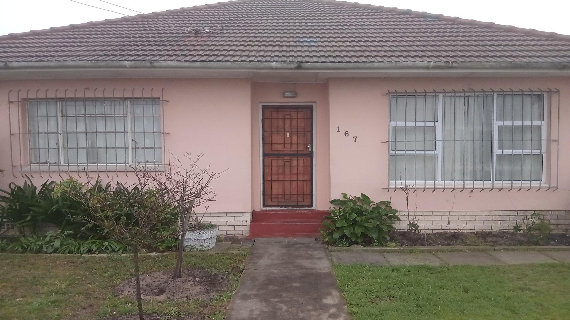 Front View of property in Kraaifontein