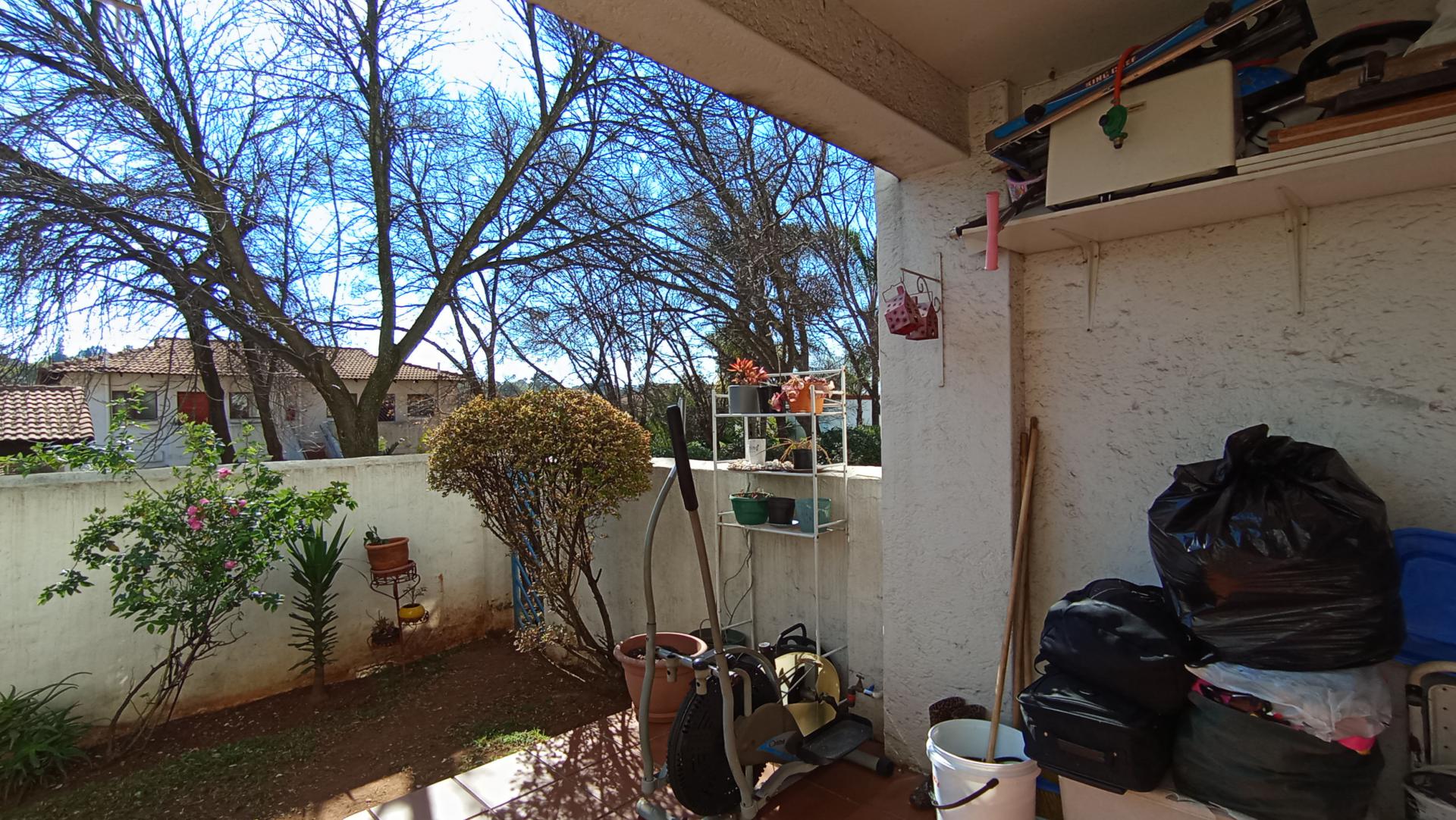 Patio - 5 square meters of property in Observatory - JHB