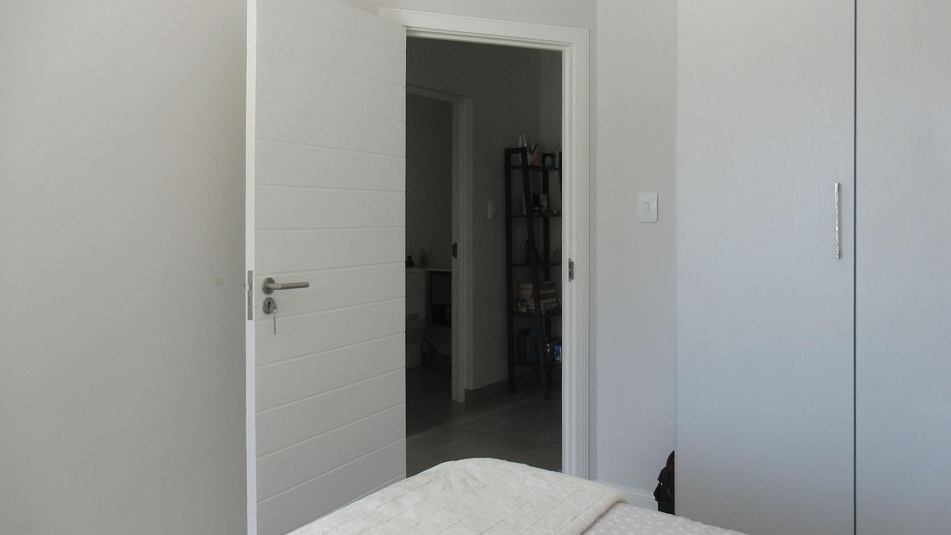 Bed Room 1 - 9 square meters of property in Fourways