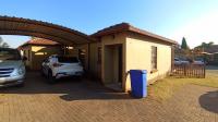 Front View of property in Heatherview