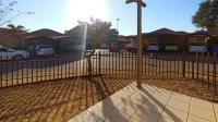 Patio - 9 square meters of property in Heatherview